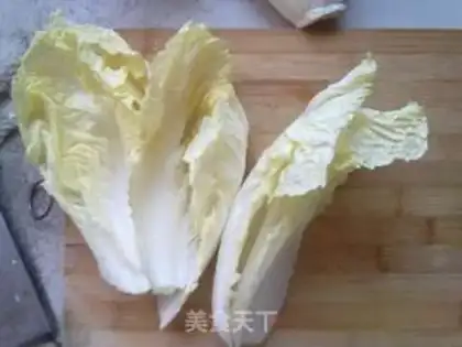Make Chicken with a cabbage bun step 1