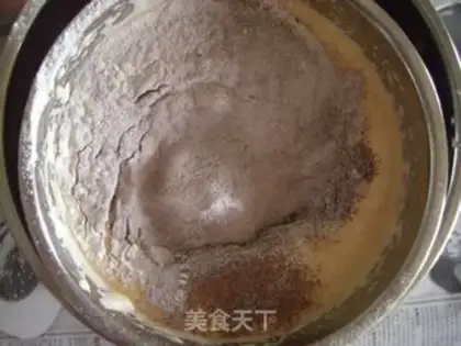 Make Chocolate cake step 4
