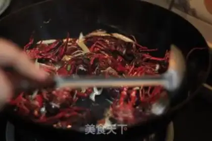 Make Spicy lobster step 2