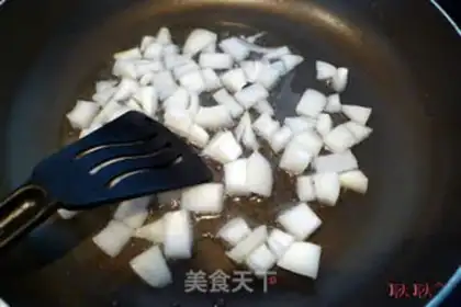 Make Spaniard omelet step 1