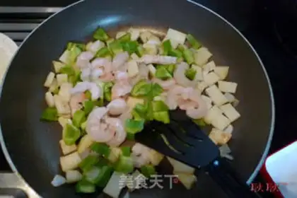 Make Spaniard omelet step 3