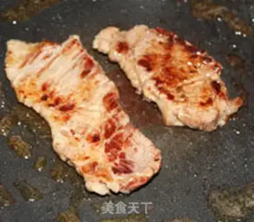 Make Cheese sauce, meat-eye steak step 3