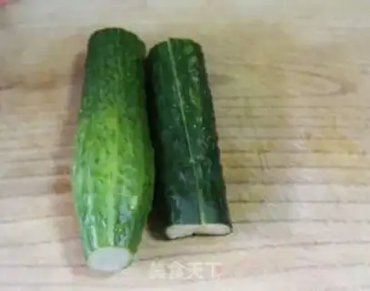 Make A cucumber step 1