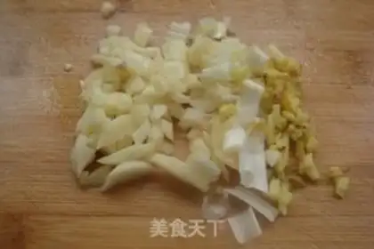 Make Spicy cabbage step 3