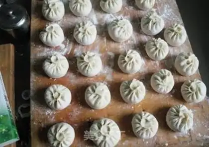 Make Pumpkin bun step 2