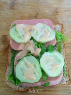 Make A sandwich step 4
