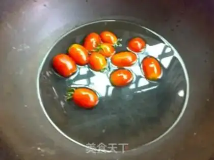 Make Chishima prawn and fruit salad step 4