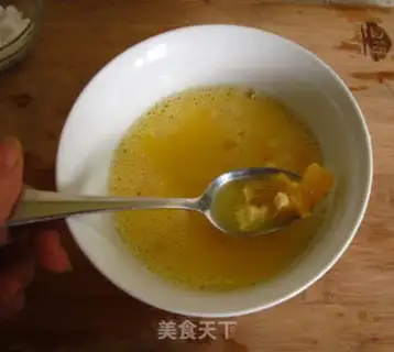 Make Orange eggs step 1