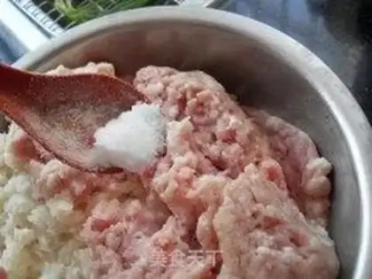 Make ♪ White radish pork ♪ step 2