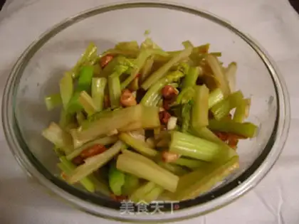 Make Celery peanuts step 4