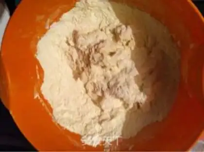 Make Quillard duck omelet step 1
