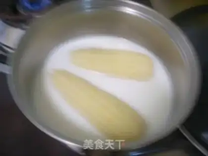 Make Corn octopus step 1