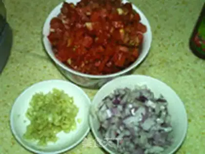 Make A pizza sauce step 1