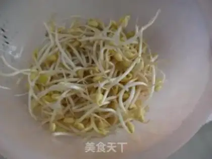Make Soybean sprouts step 0