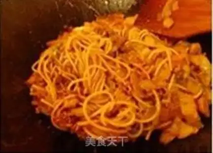 Make Tomato beef pasta step 7