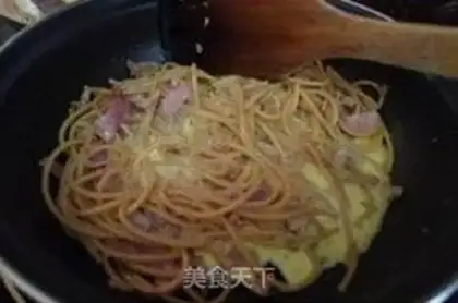 Make Bacon cream pasta step 8
