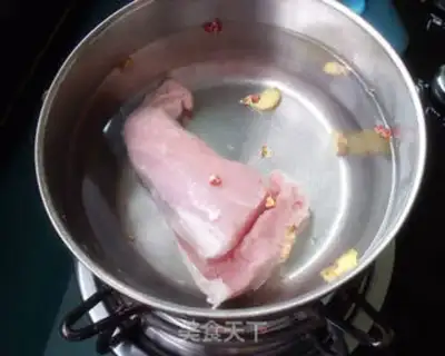 Make Pork helmet back to the pot step 1