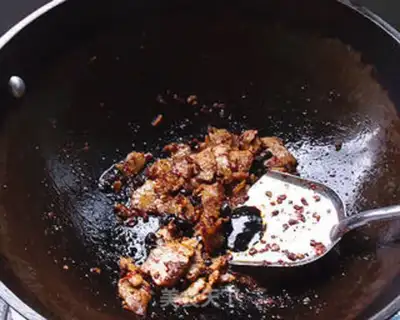 Make Pork helmet back to the pot step 11
