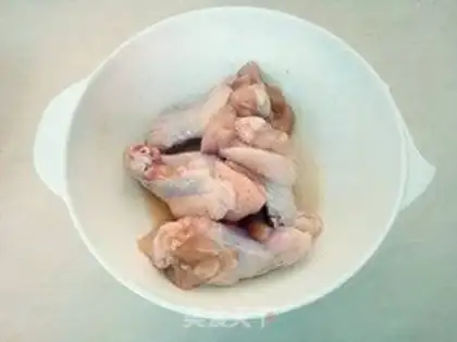 Make A chicken leg with mushrooms step 1