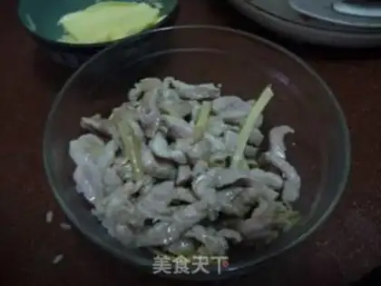 Make lentils fried meat step 1