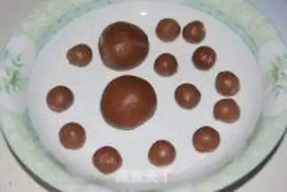 Make Hot Olympic football bread step 1