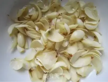 Make Silver-ear lily juice step 5