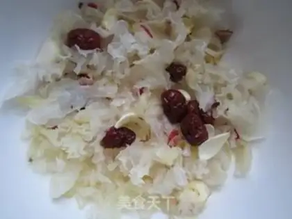 Make Silver-ear lily juice step 7
