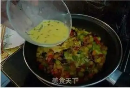 Make Omelette and vegetables step 4