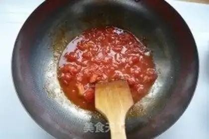 Make Shrimp tomato noodle step 2
