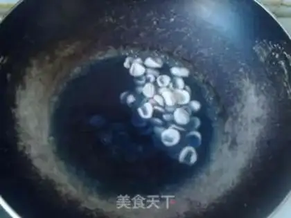 Make The purple blue snail step 10