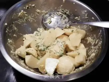 Make Rosemary Lorelei baked potatoes step 1