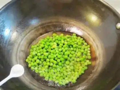Make Tofu dry and groceries step 12