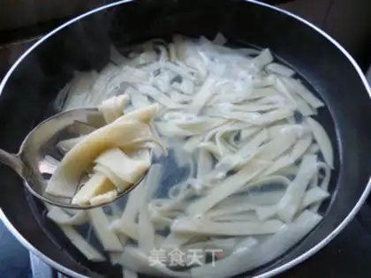 Make Su-soon noodles step 4