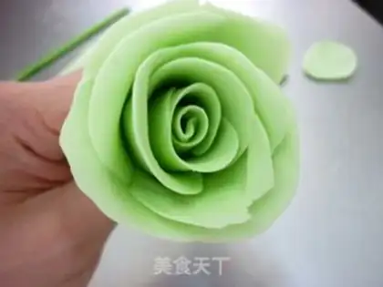 Make Simulation of roses step 8