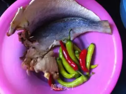 Make Red salted fish step 0