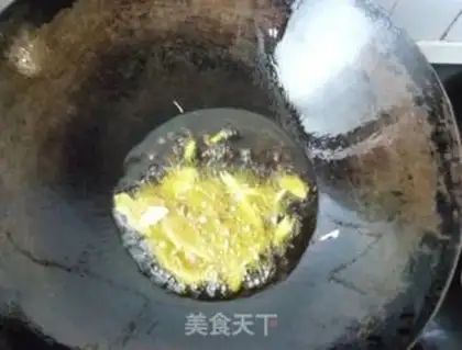 Make Spicy shrimp from a dry pot step 7