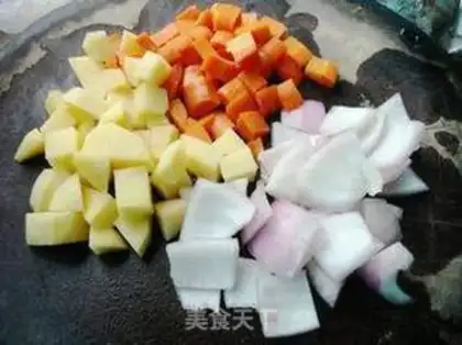 Make Curry beef potatoes step 1