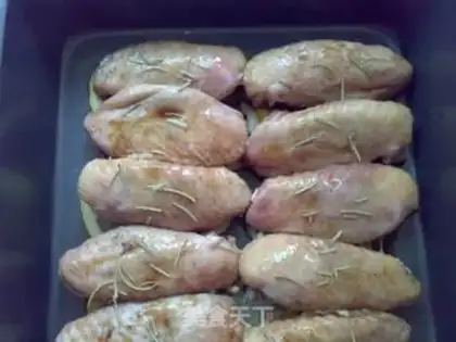 Make A roasted chicken wing step 4