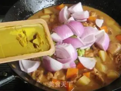 Make Gold curry chicken step 10