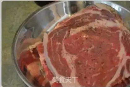 Make Fried steak step 1