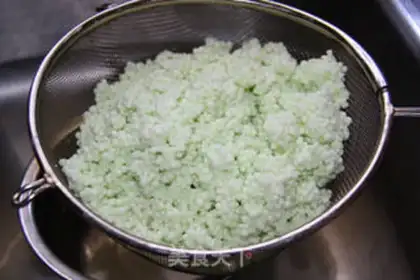 Make Onion ring egg cake step 0