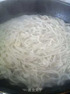 Make Hot dry noodles step 8