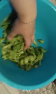 Make Scrambling melons step 2