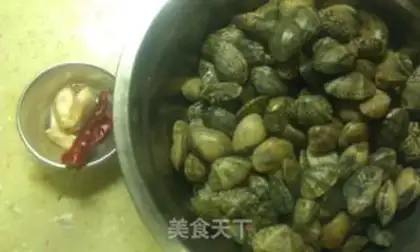 Make Spicy clams step 0