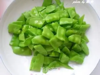 Make Spicy cabbage for the noodles step 0