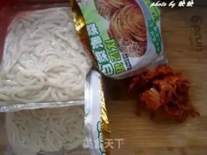 Make Spicy cabbage for the noodles step 1