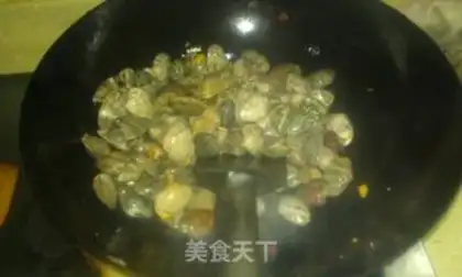 Make Spicy clams step 8