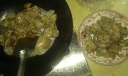 Make Spicy clams step 12