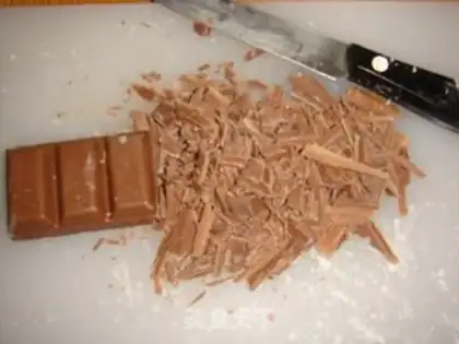 Make Strawberry chocolate bar step 2