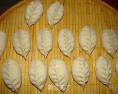 Make A heart-shaped moon cake step 8